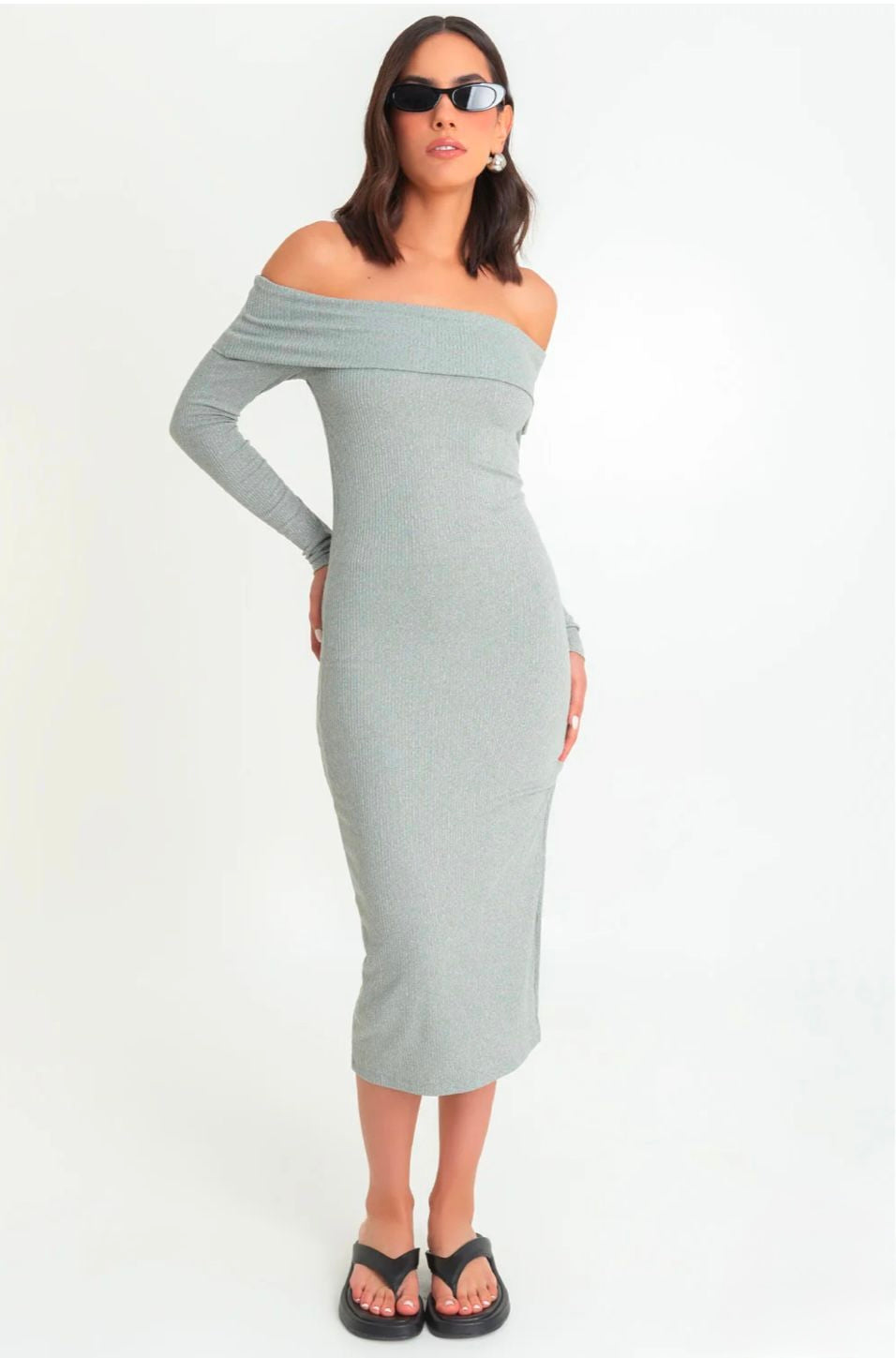 Vestido off-shoulder canalé Gris