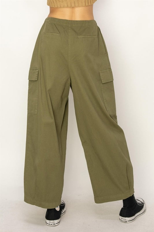 Pantalón slouchy cargo Verde Militar
