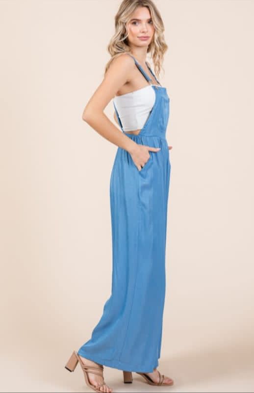 Overol tipo Denim pierna ancha