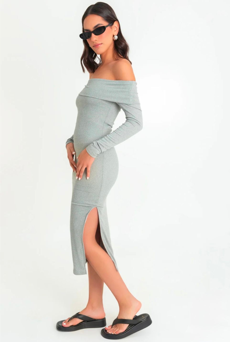 Vestido off-shoulder canalé Gris