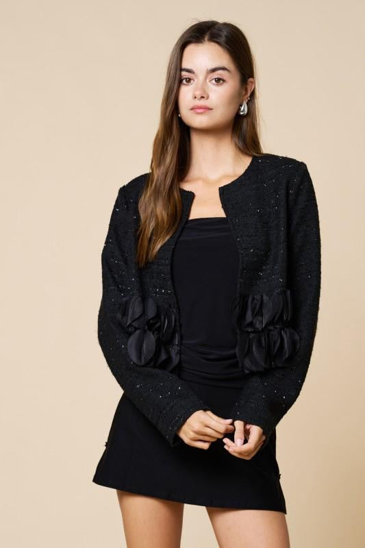 Blazer tira pétalos