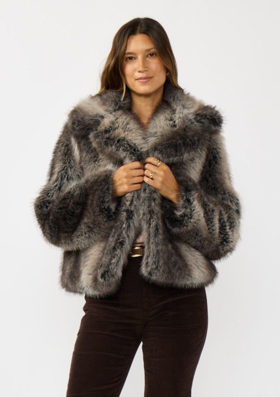Abrigo corto faux fur degradado