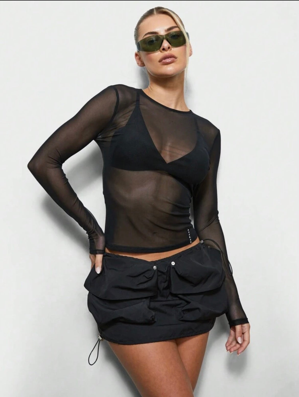 Blusa mesh manga larga cuello redondo