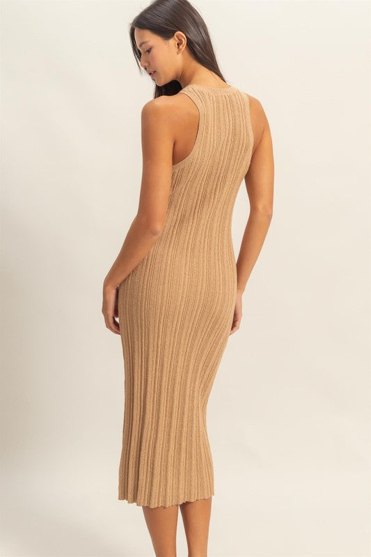 Vestido halter acanalado textura Camel