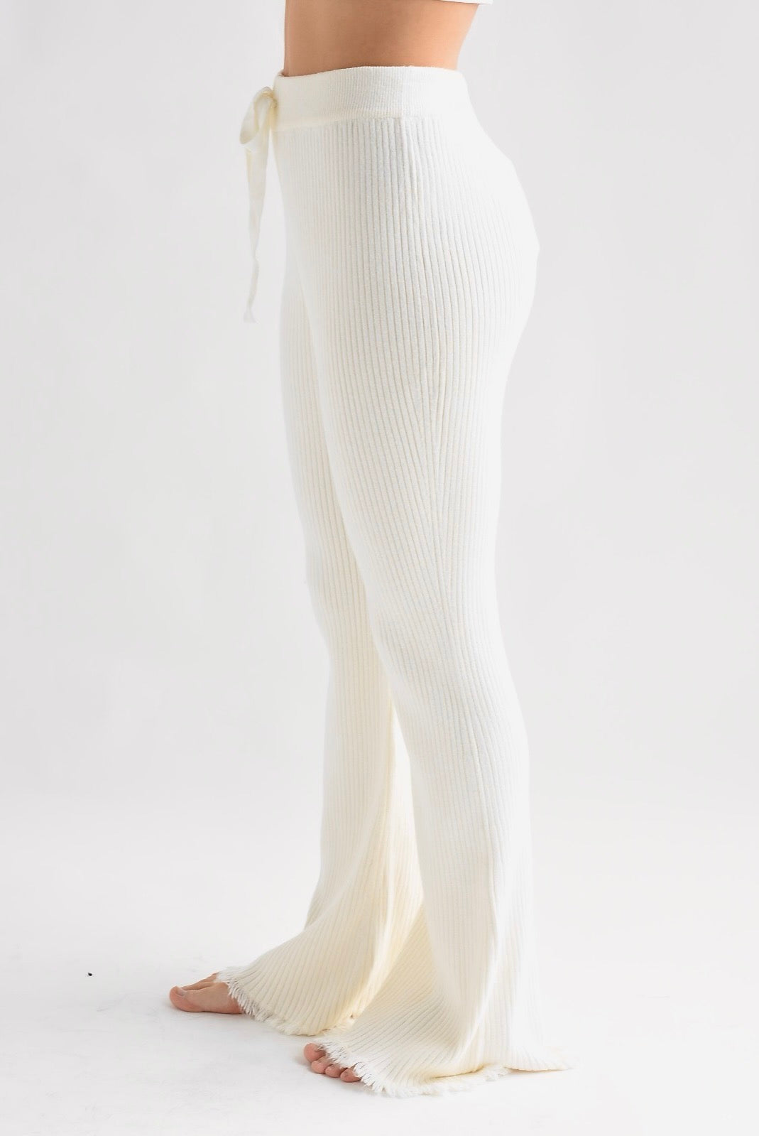 Pantalón punto flare deshilachado Ivory