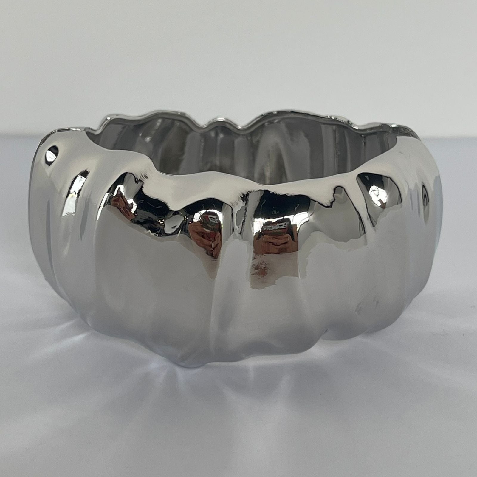 Brazalete ancho corrugado