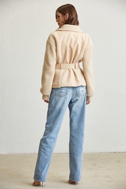 Chamarra biker borrega con vinipiel Beige