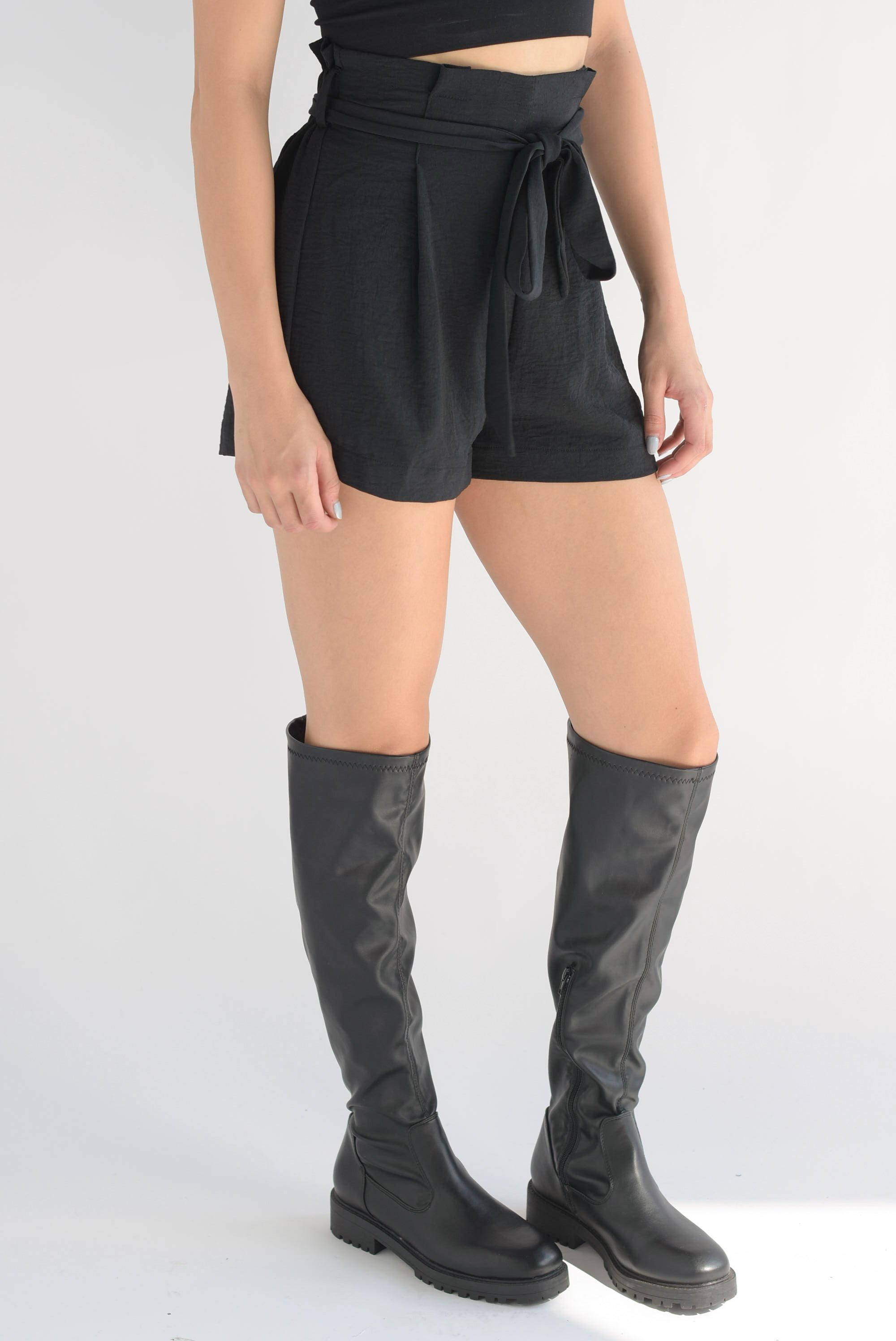 Short Paper Bag ligero Negro