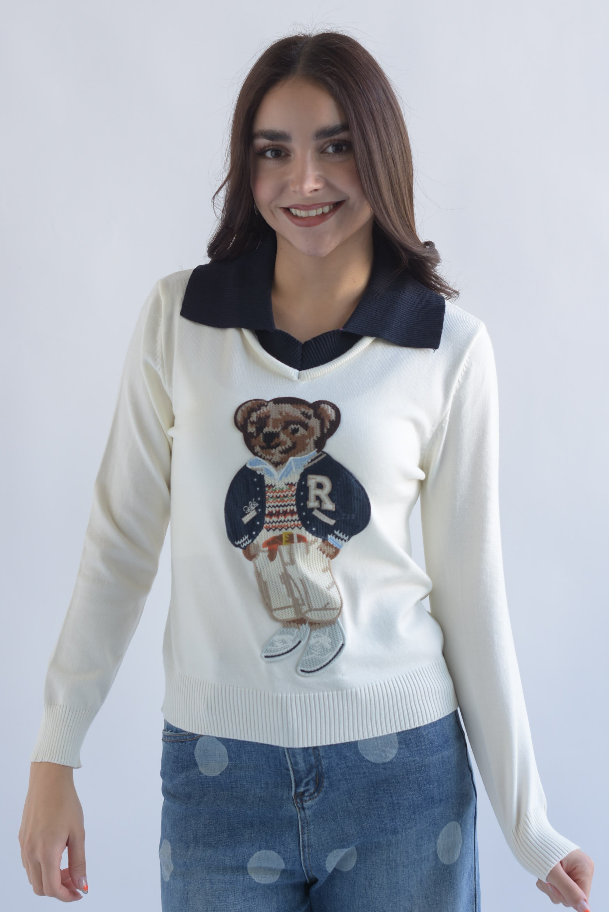 Sweater oso cuello polo