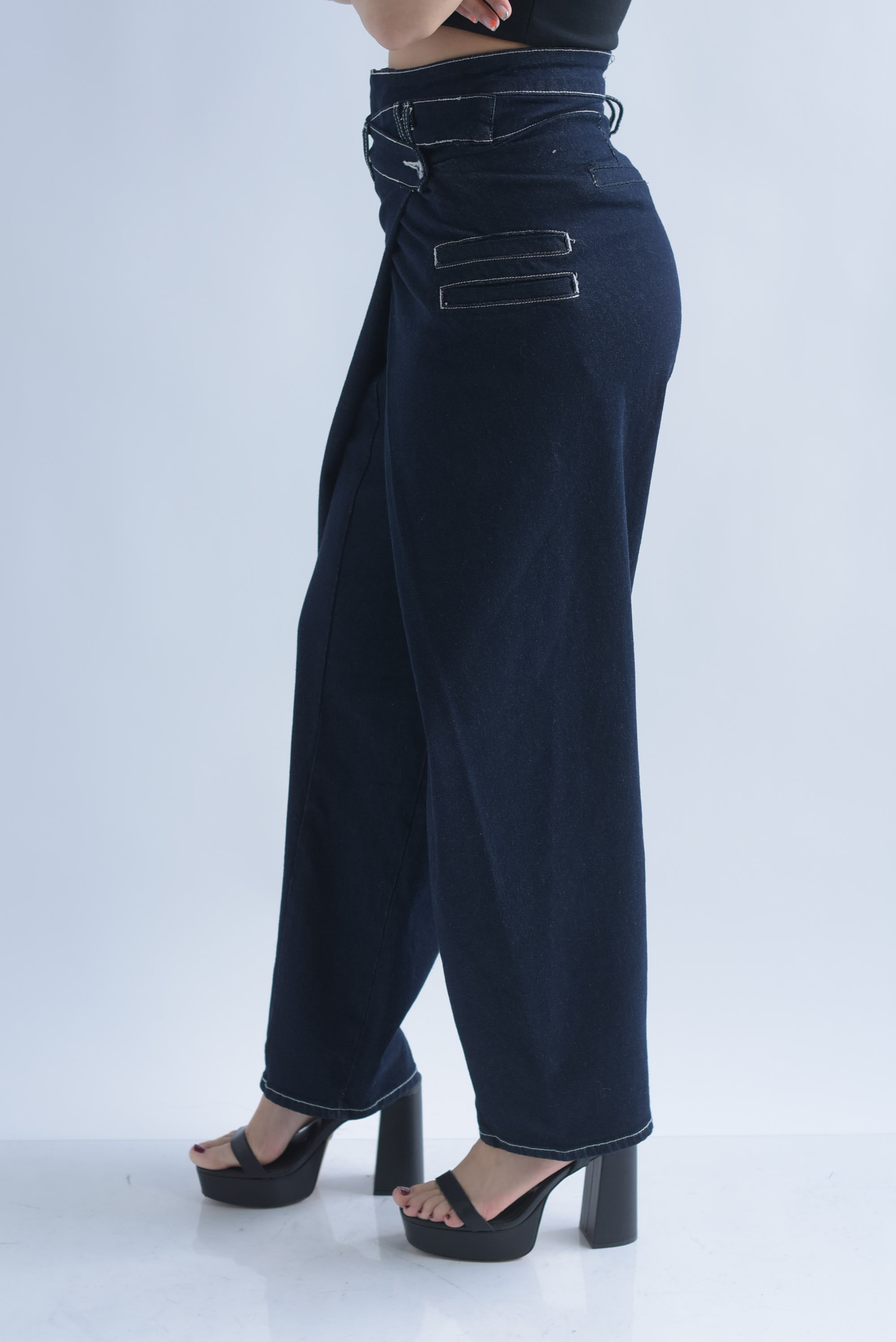 Jeans barrel envolventes denim Dark