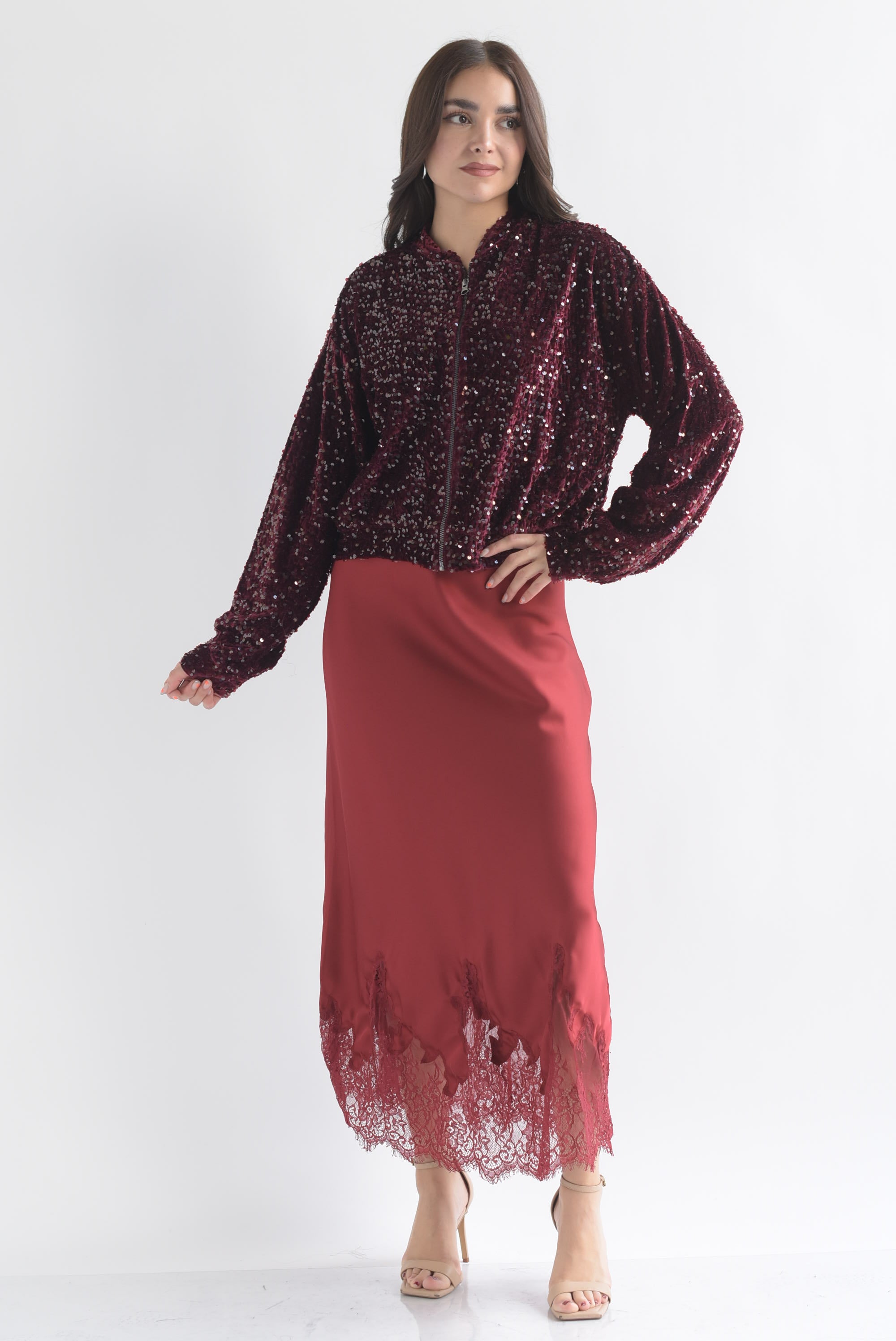 Falda lencera olán encaje