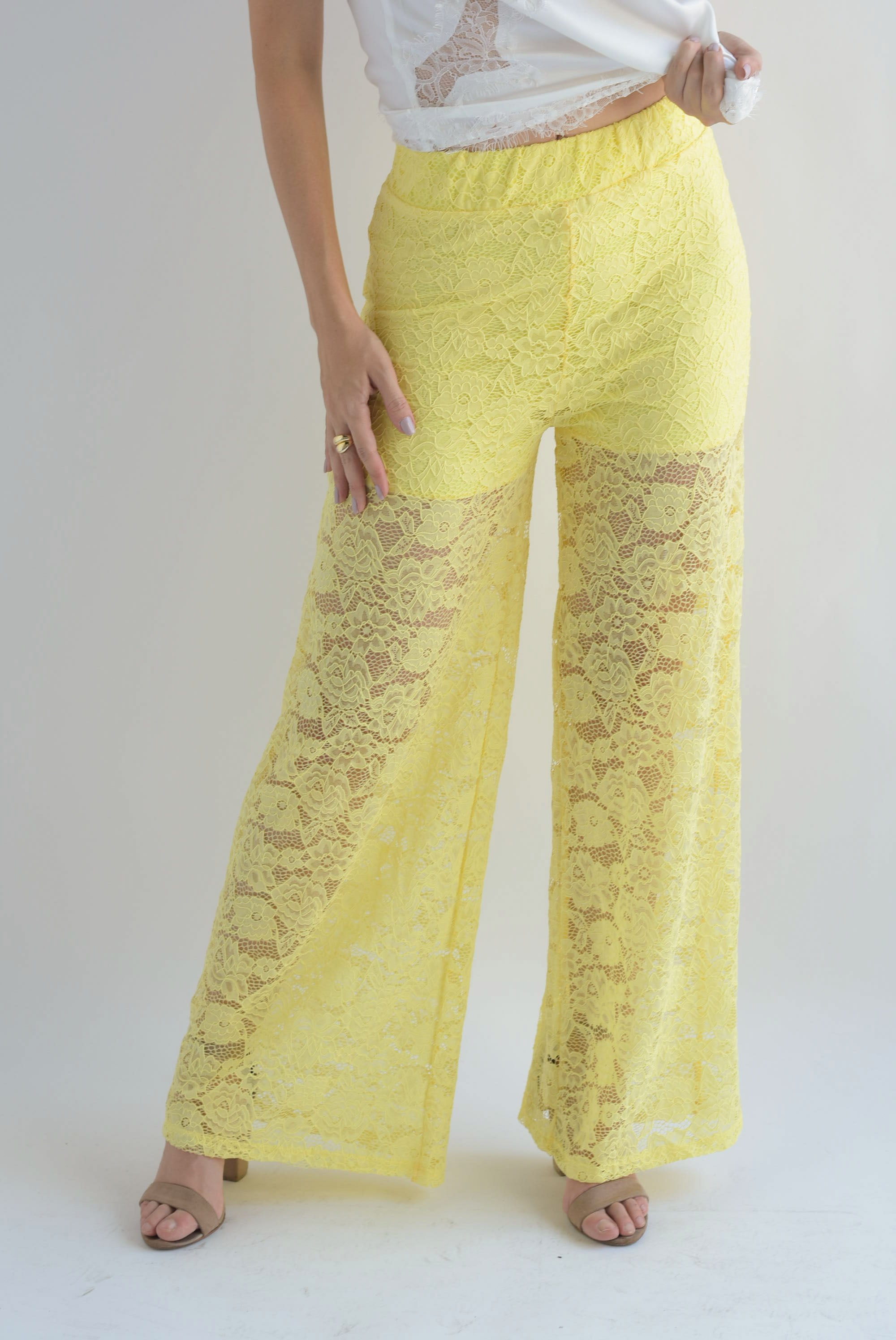 Pantalón wide leg encaje Amarillo