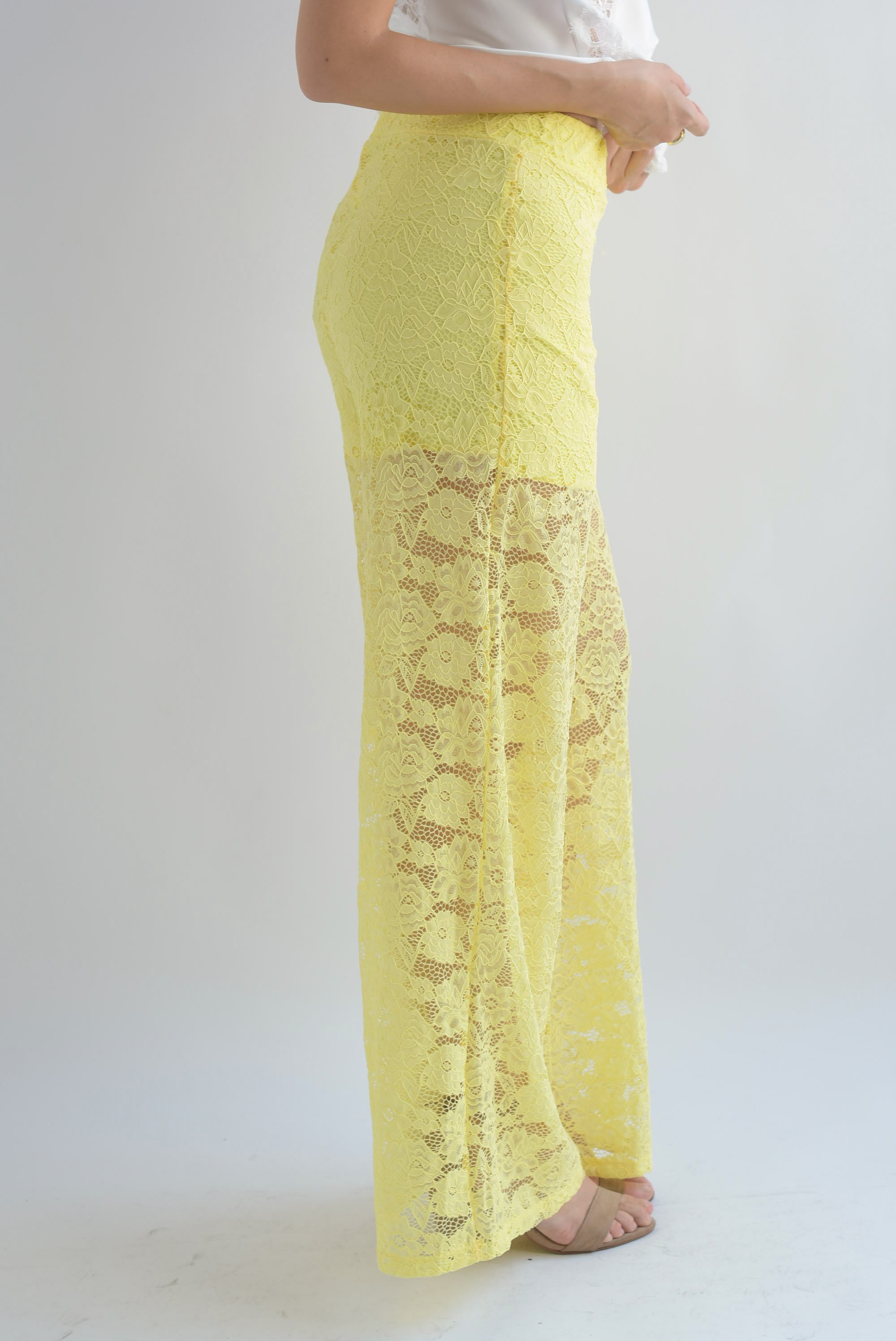 Pantalón wide leg encaje Amarillo