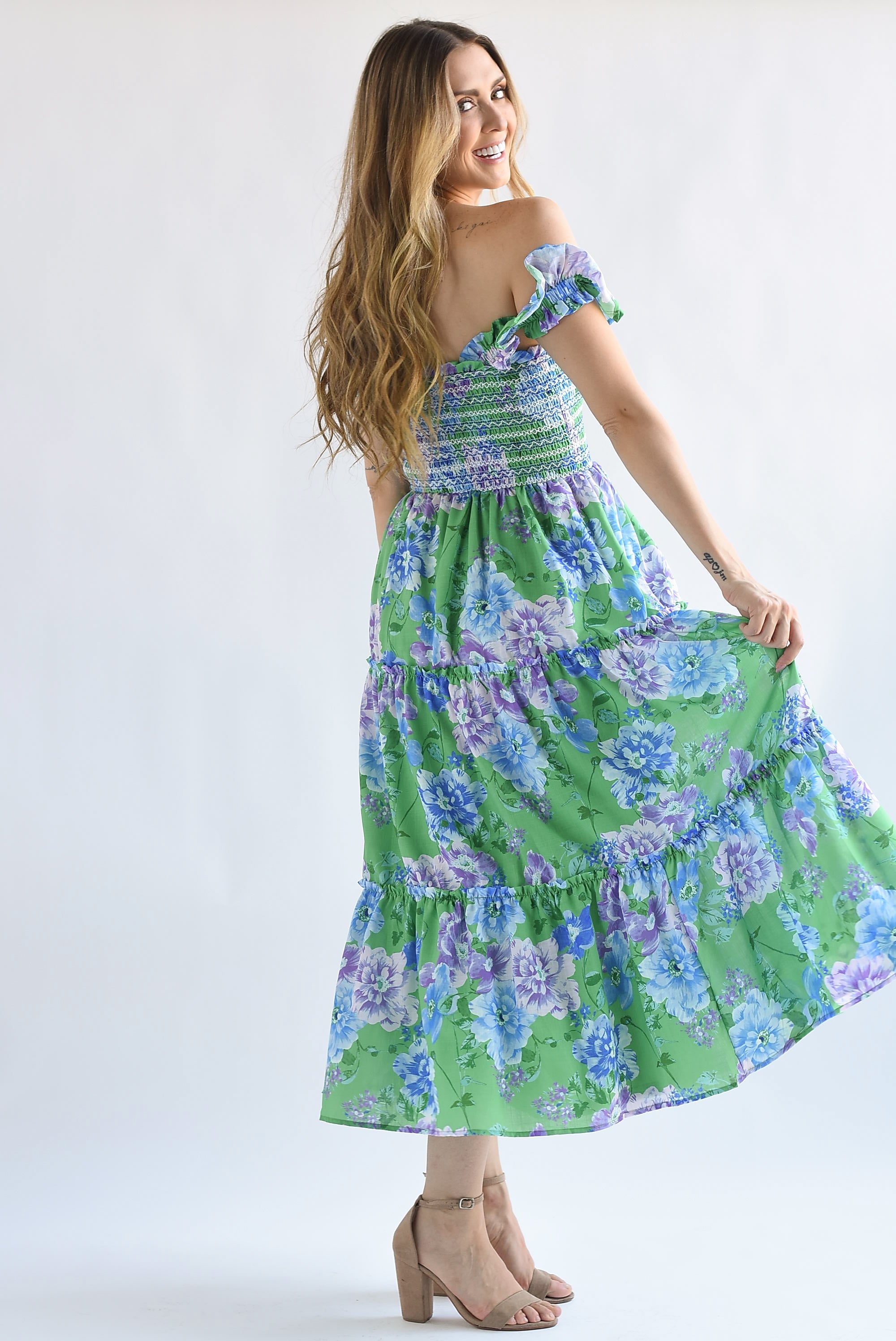 Vestido midi torso y tirantes elástico Flores Verde