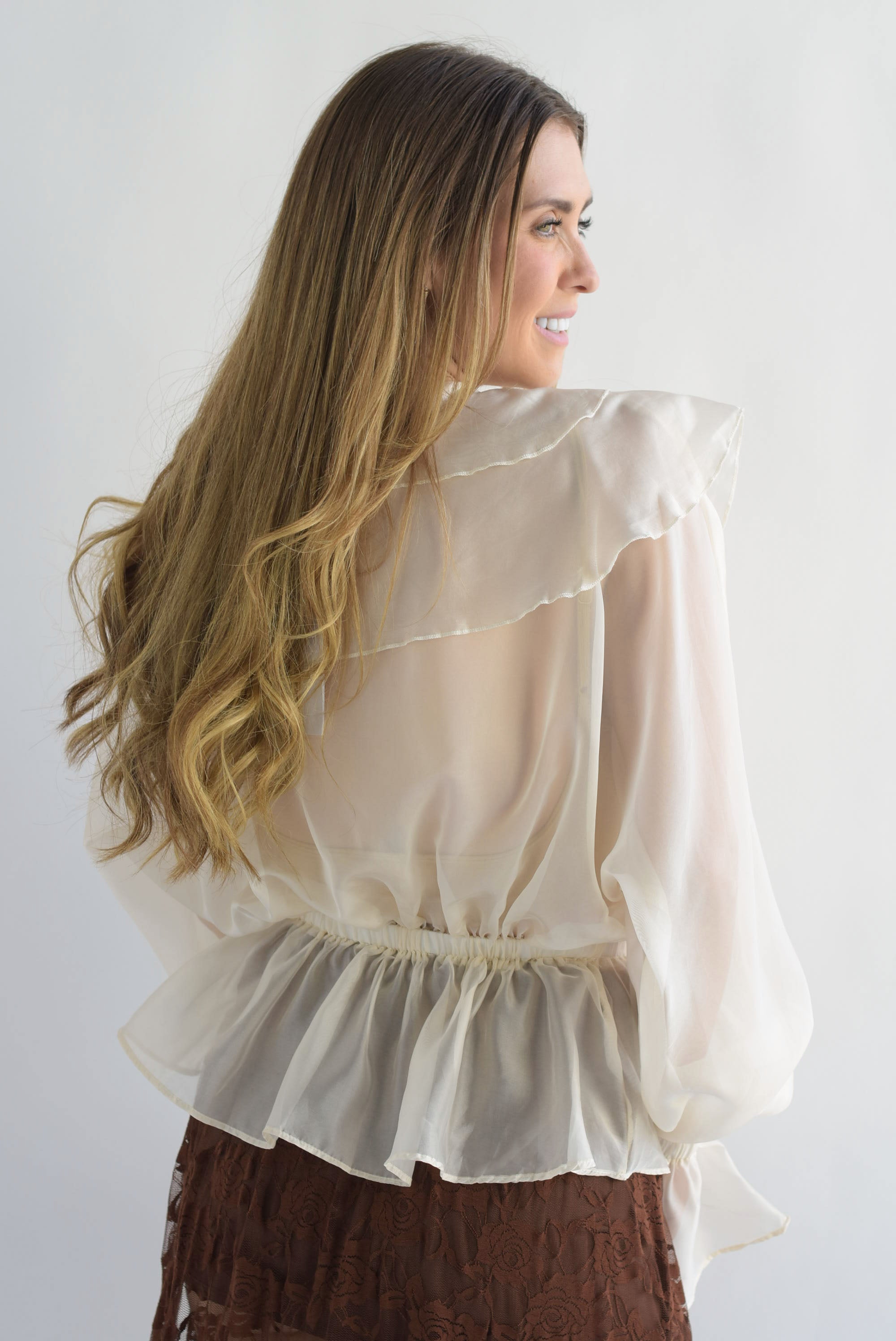 Blusa peplum gasa flores Ivory