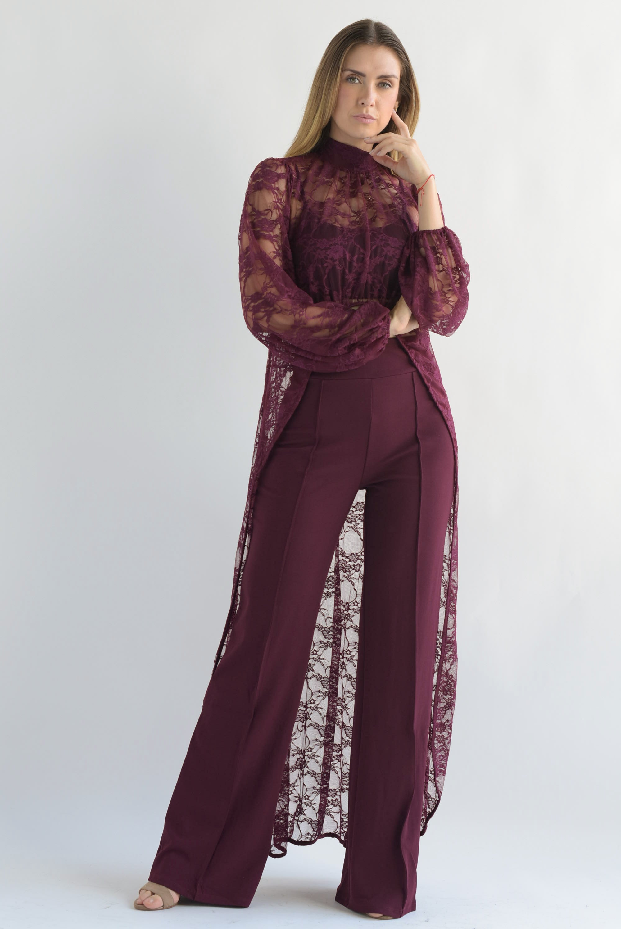 Maxi blusa asimétrica encaje Vino