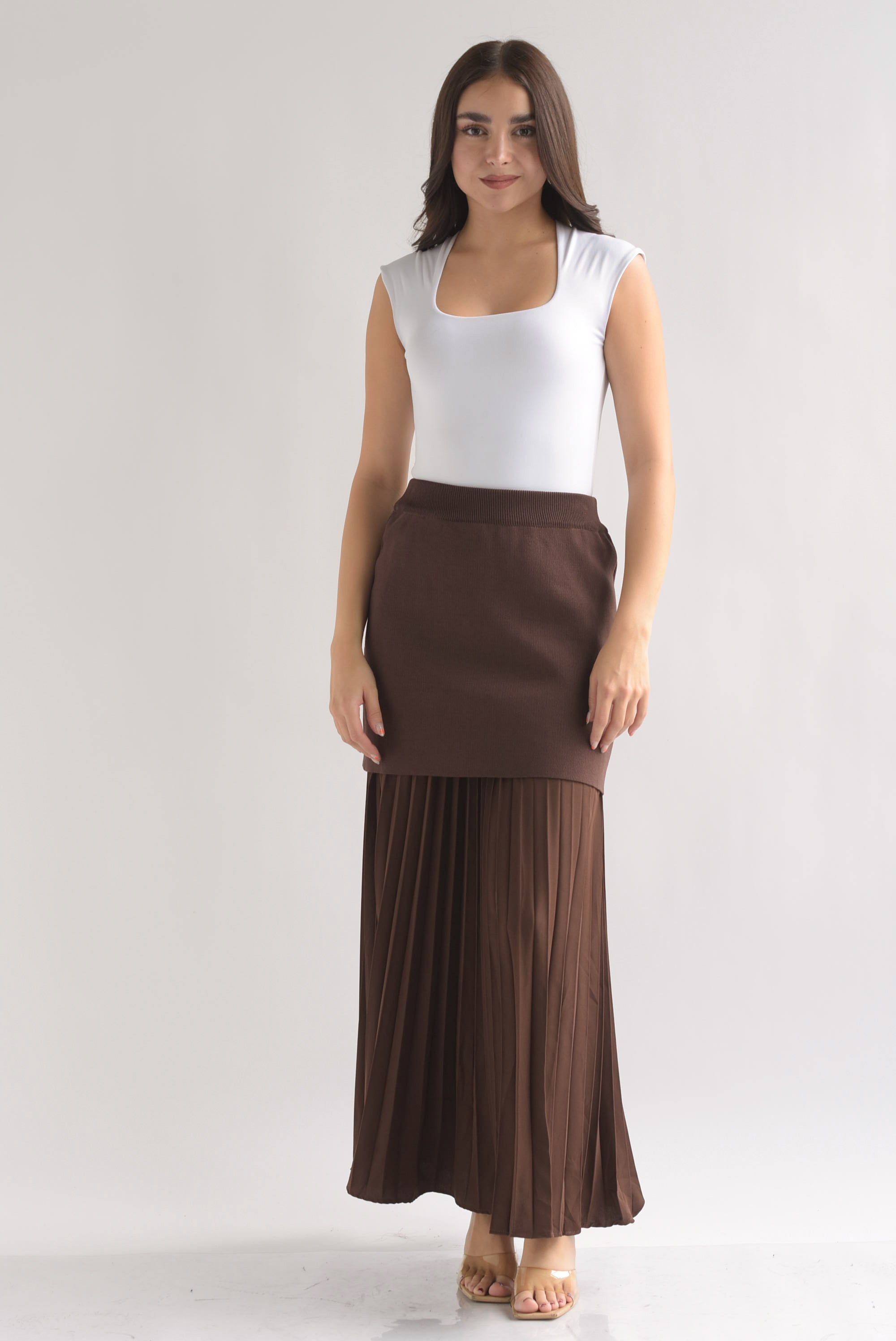 Falda plisada con falda punto en sobreposición