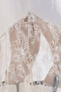 Fashion Styled Vestido largo lencero encaje Ivory