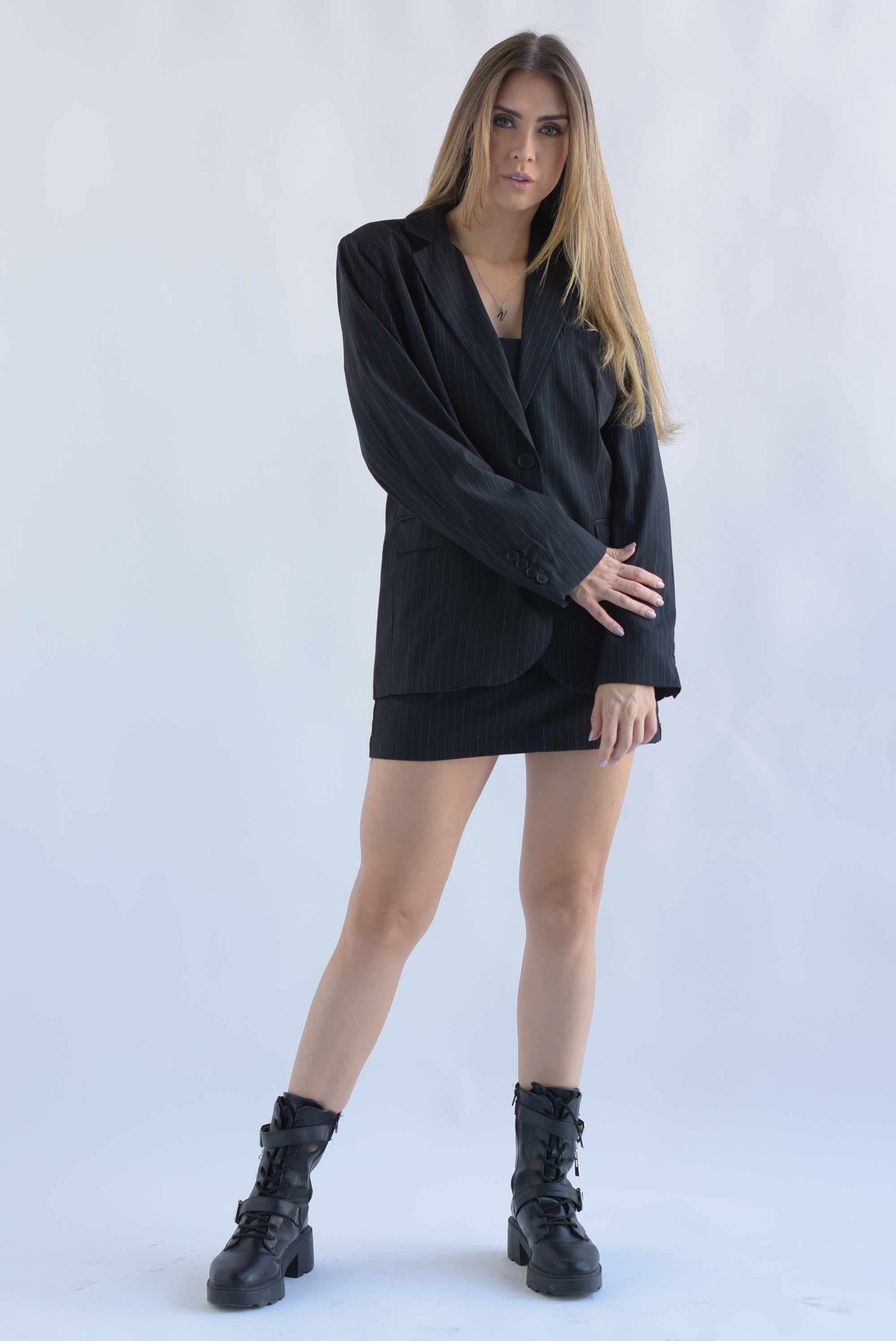 Set Falda y Blazer raya diplomática Negro