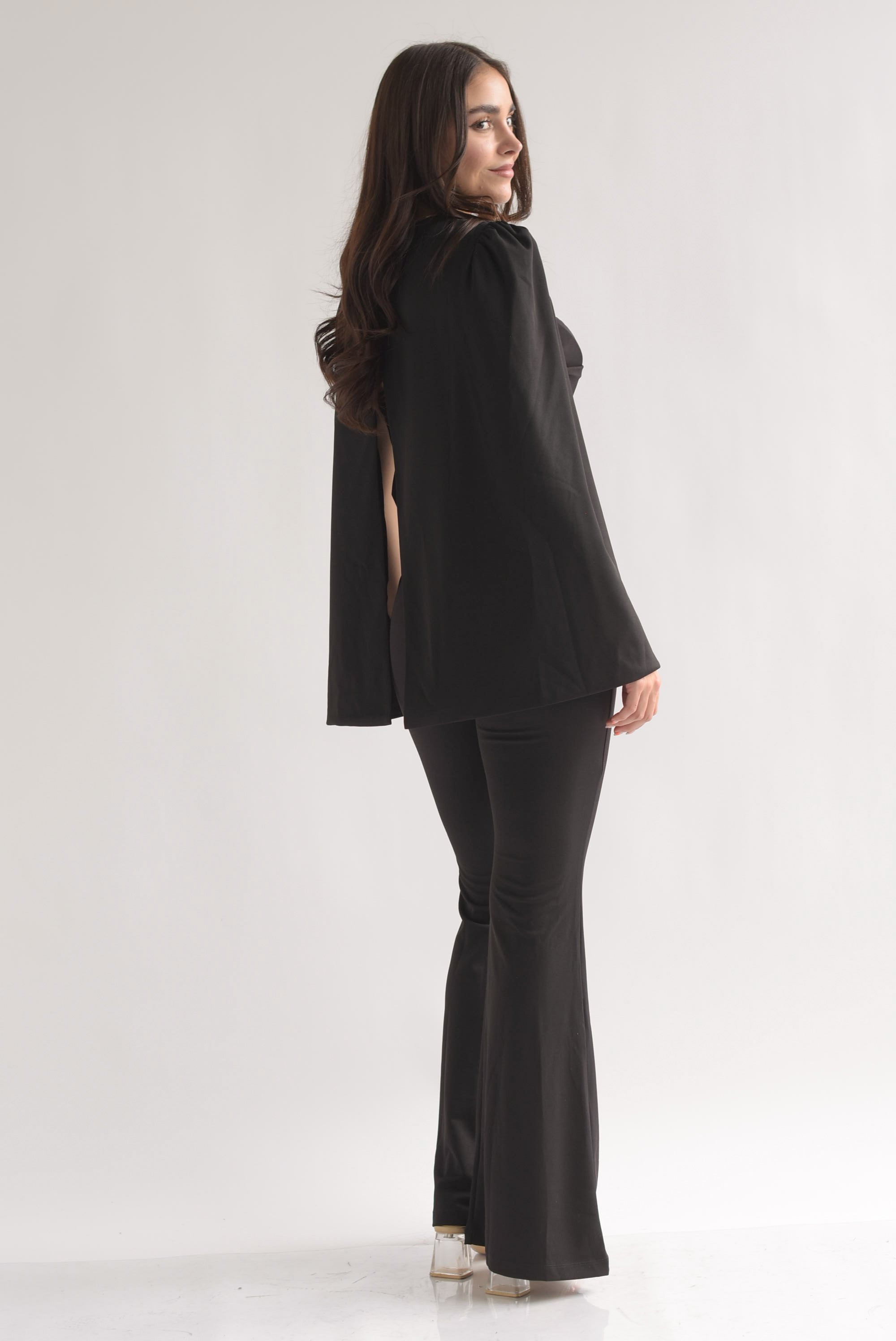 Jumpsuit stapless mangas capa