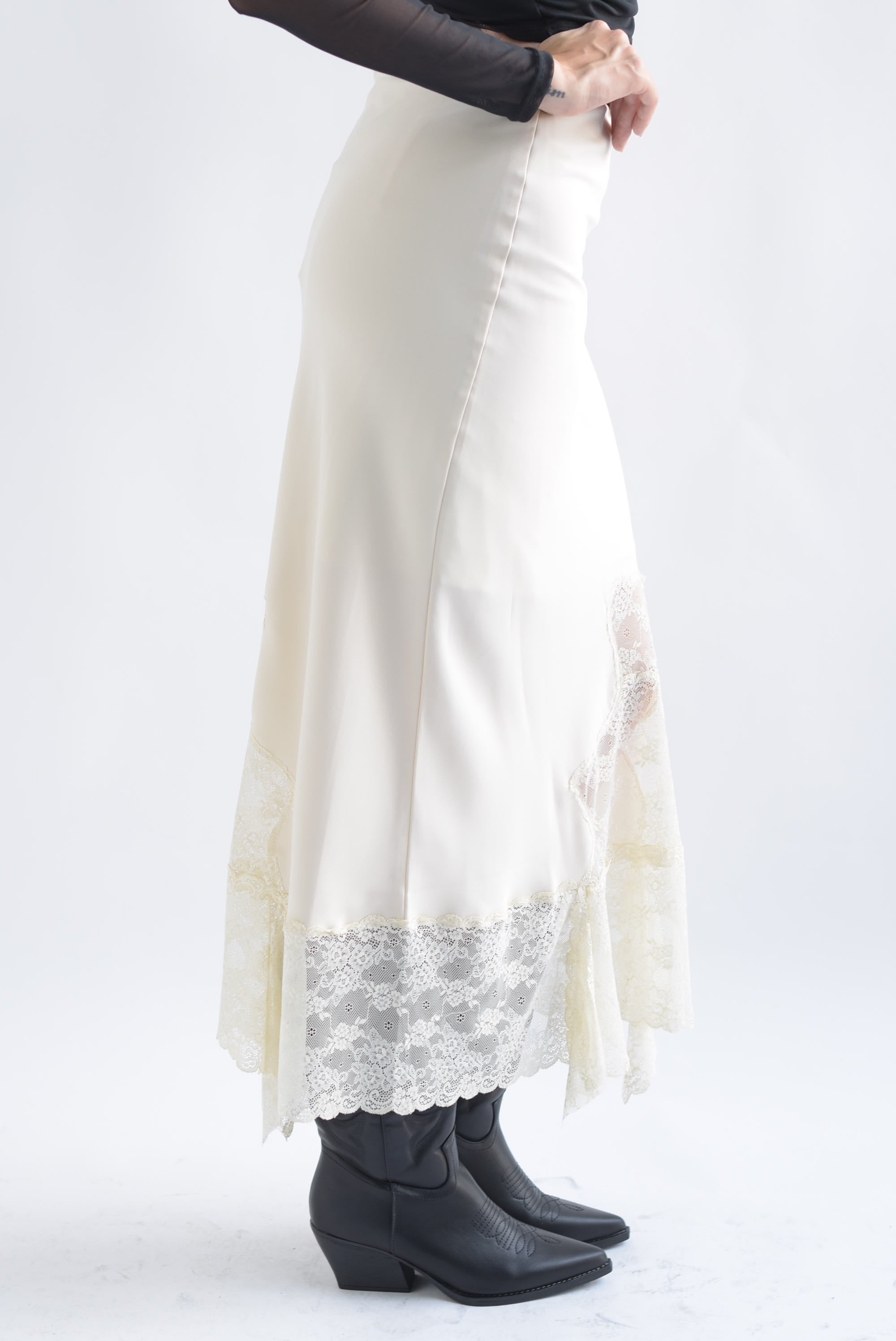 Falda lencera cut-out encaje Ivory