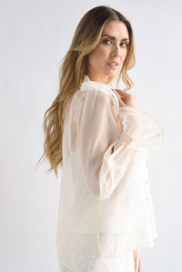 Fashion Styled Blusa gasa pecho olanes Ivory