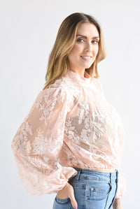 Fashion Styled Blusa manga larga cuello perkins encaje Rosa pastel