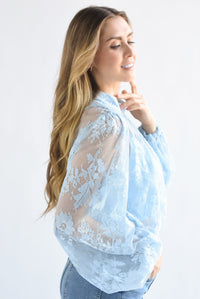 Fashion Styled Blusa manga larga cuello perkins encaje Azul pastel