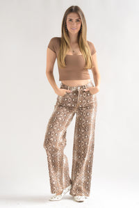 Fashion Styled Jeans wide Snake print Café