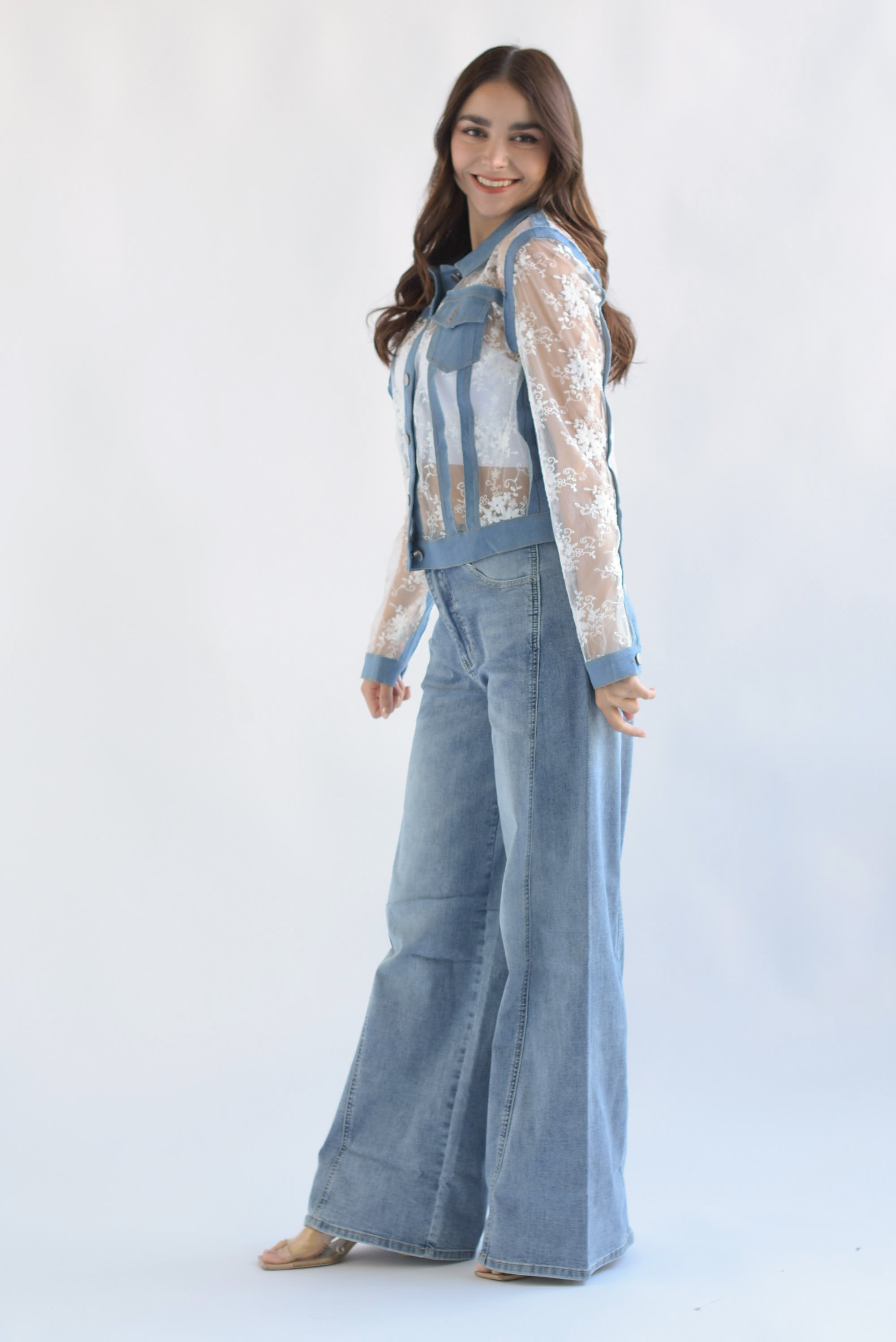 Chamarra encaje con denim azul Blanco
