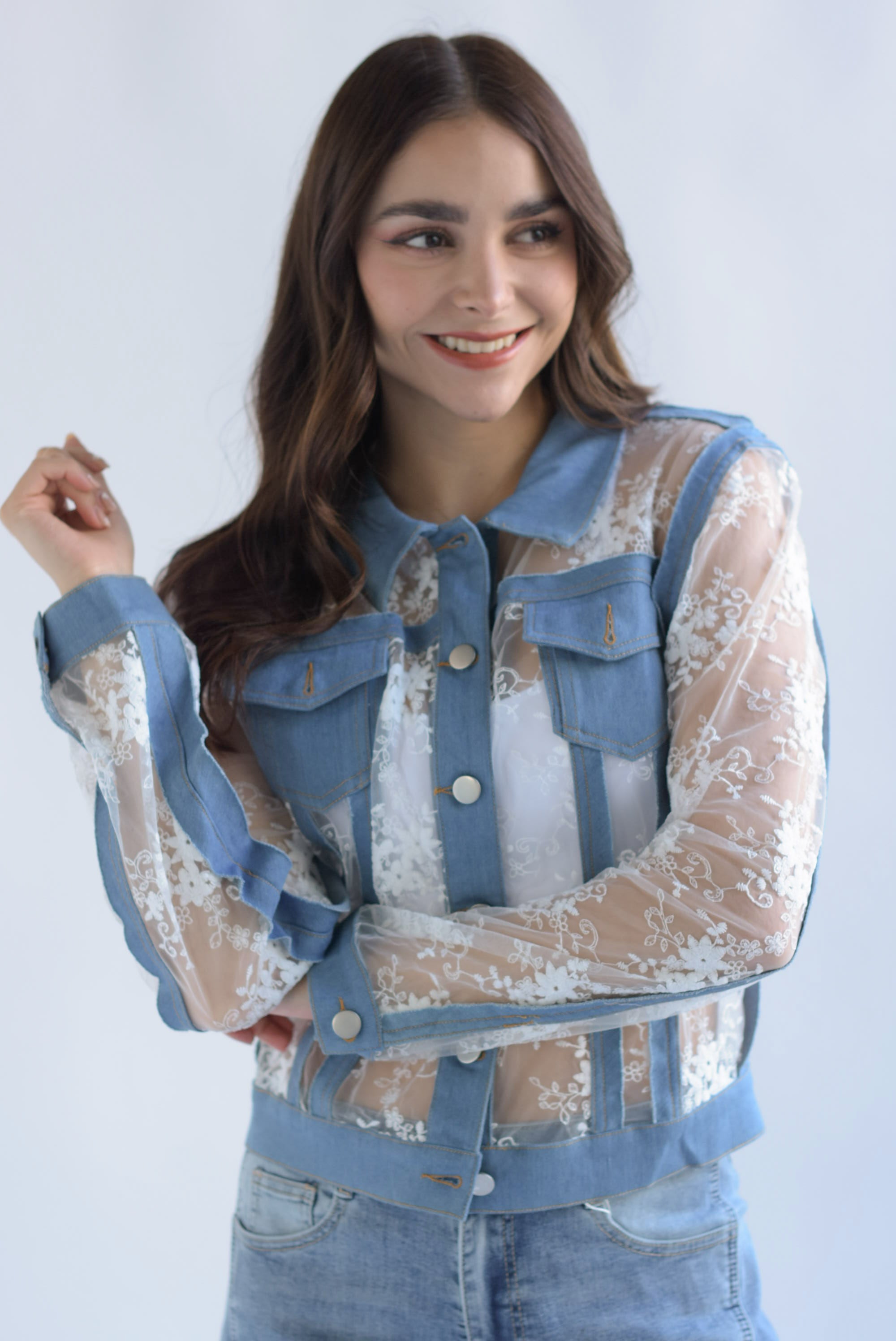 Chamarra encaje con denim azul Blanco