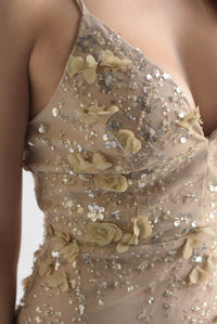 Fashion Styled Vestido tirantes tulle flores Nude