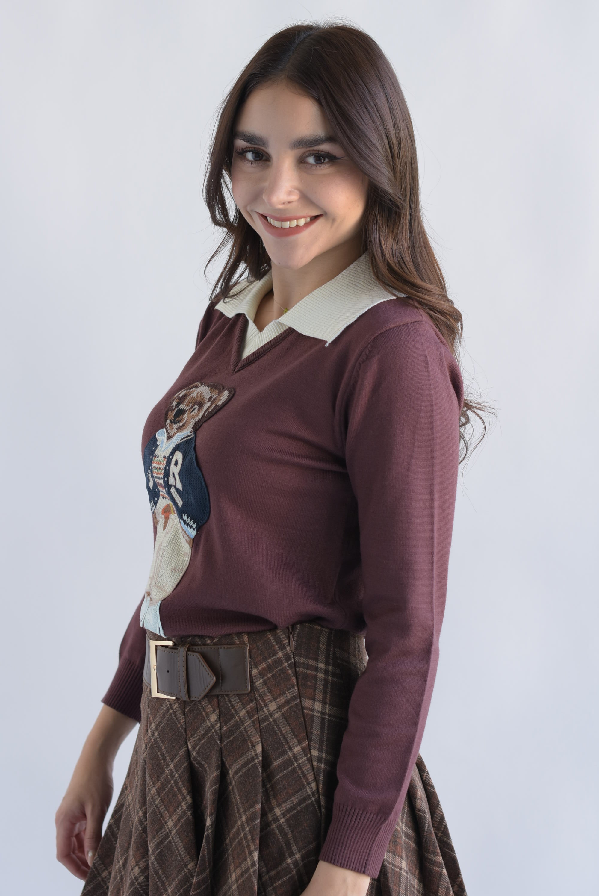 Sweater oso cuello polo Café