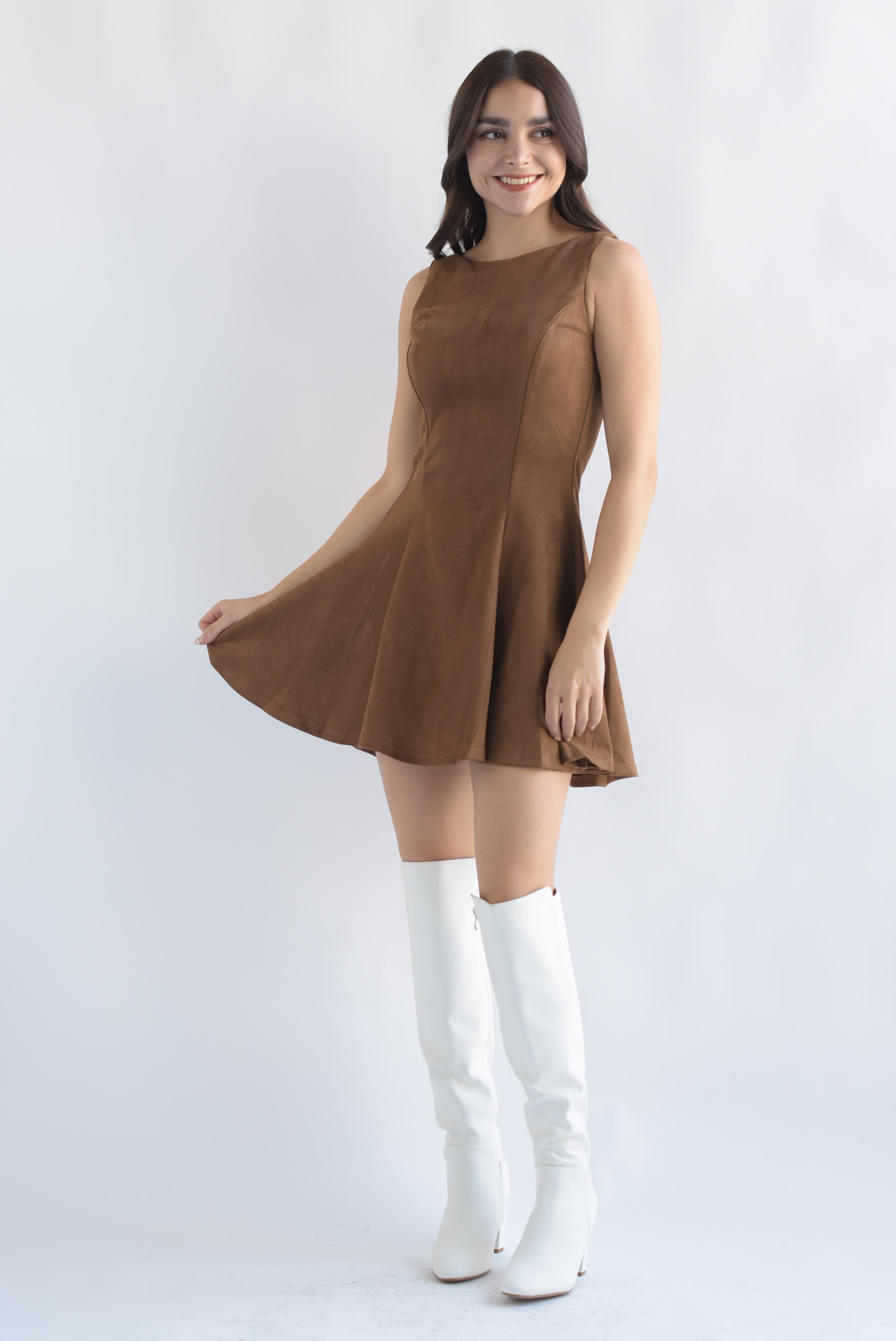 Vestido suede sin manga Camel