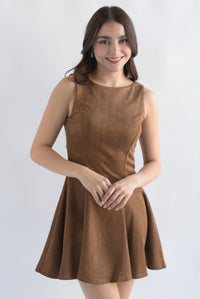 Fashion Styled Vestido suede sin manga Camel