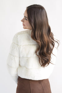 Fashion Styled Abrigo franjas faux fur Blanco