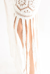 Fashion Styled Set Falda flecos y Blusa crochet Blanco