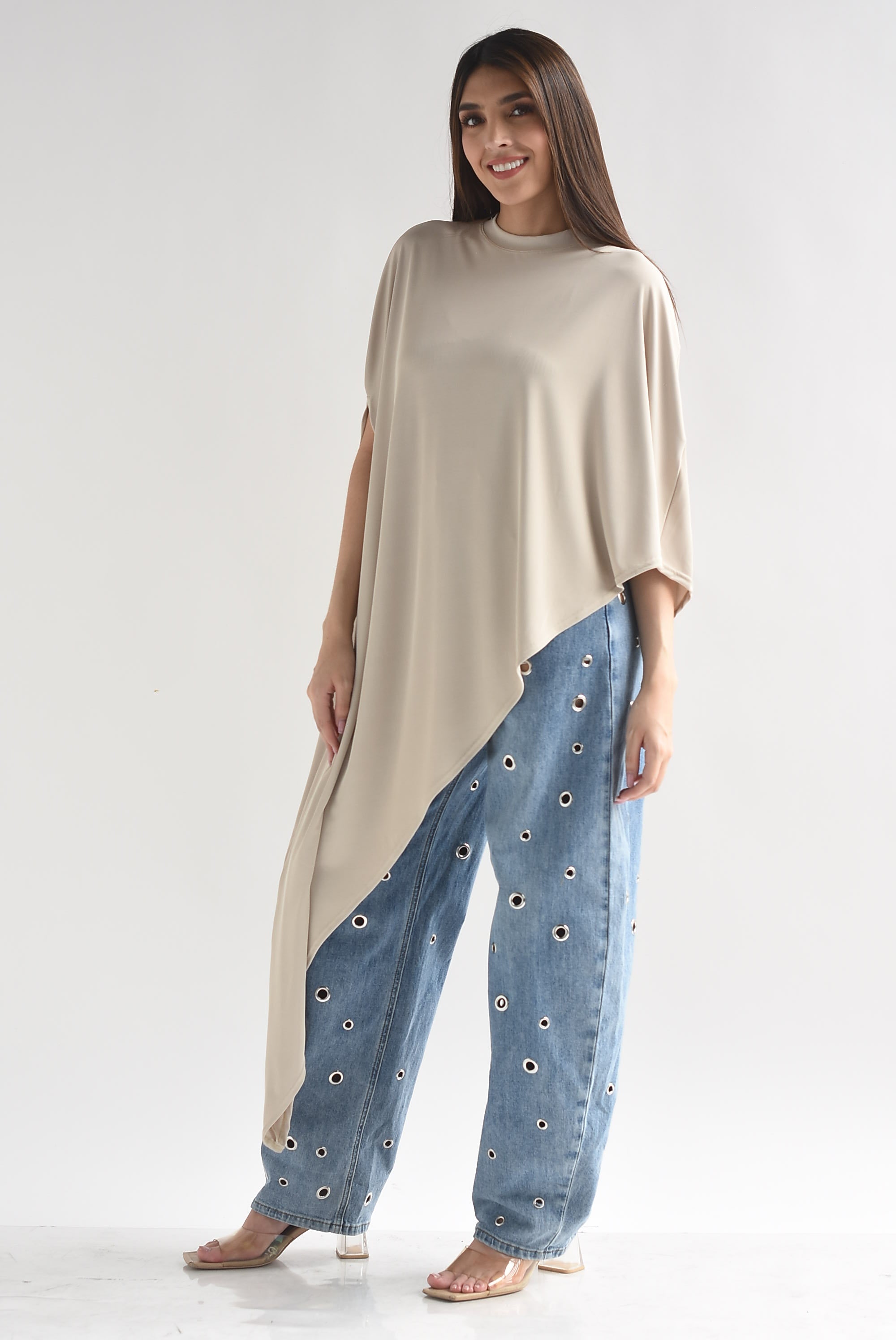 PREVENTA Blusa asimétrica tipo capa