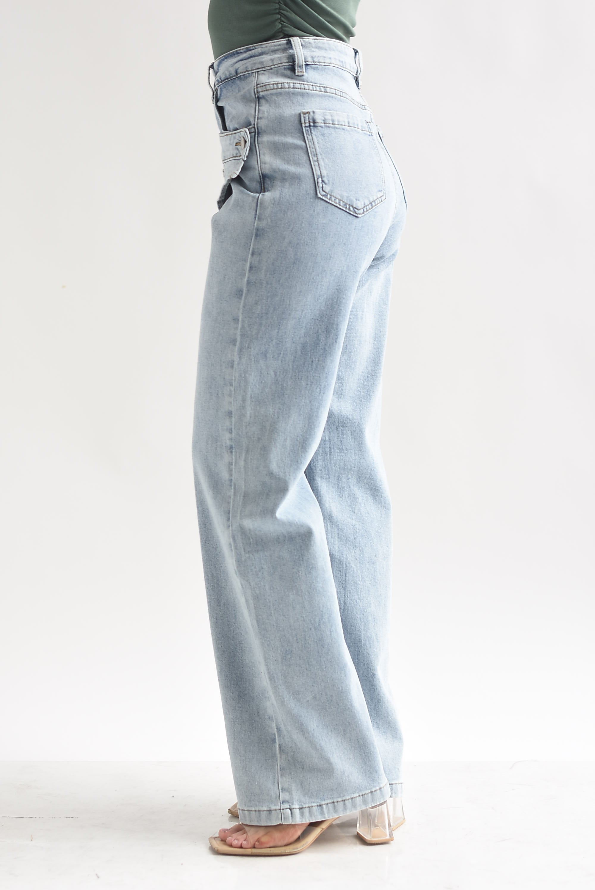 Jeans faldón pretina envolvente