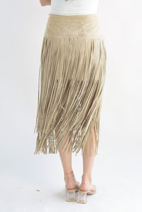 Fashion Styled Falda suede flecos largos Beige