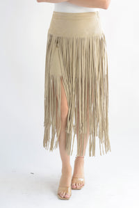 Fashion Styled Falda suede flecos largos Beige