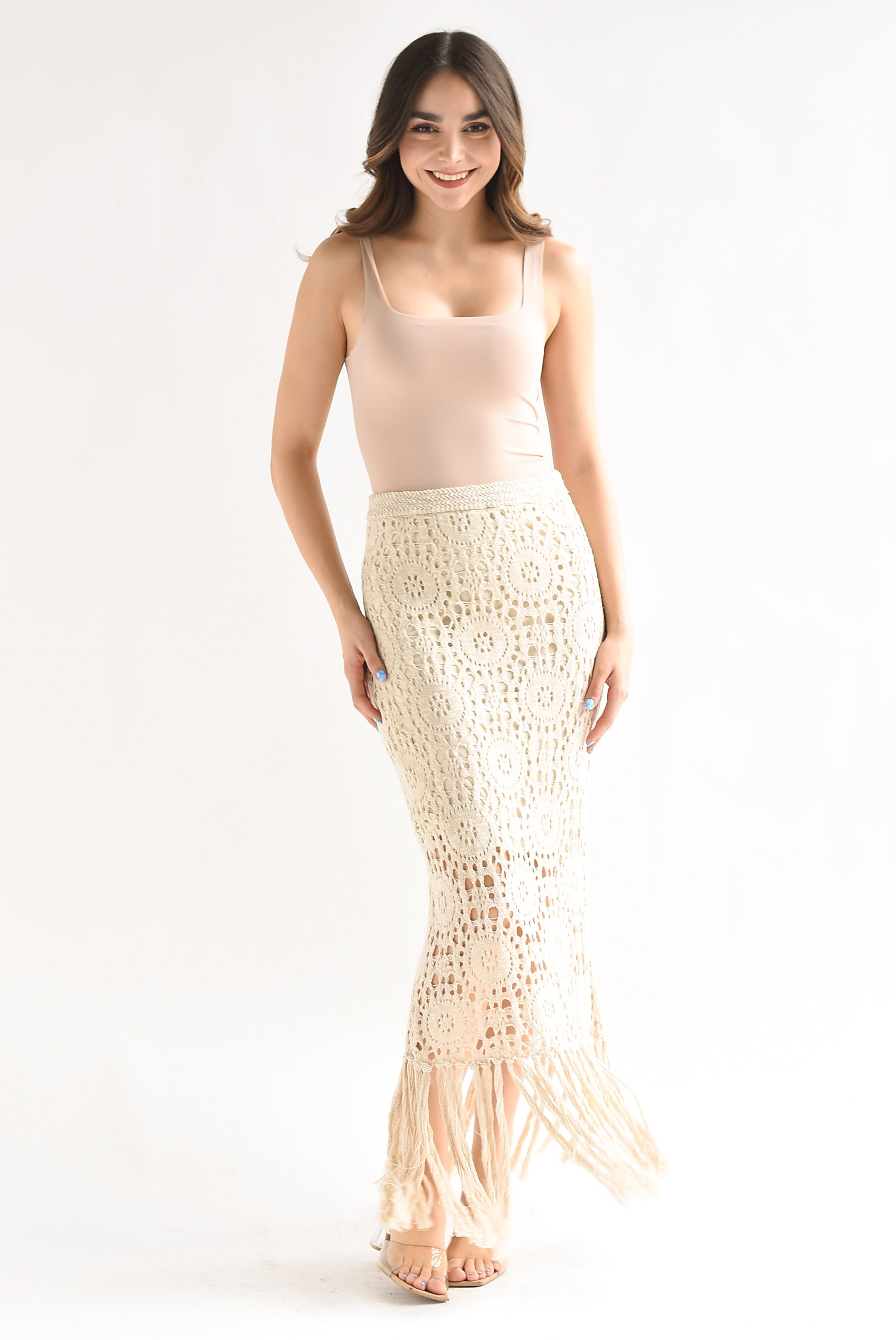 Falda larga crochet flecos Crudo
