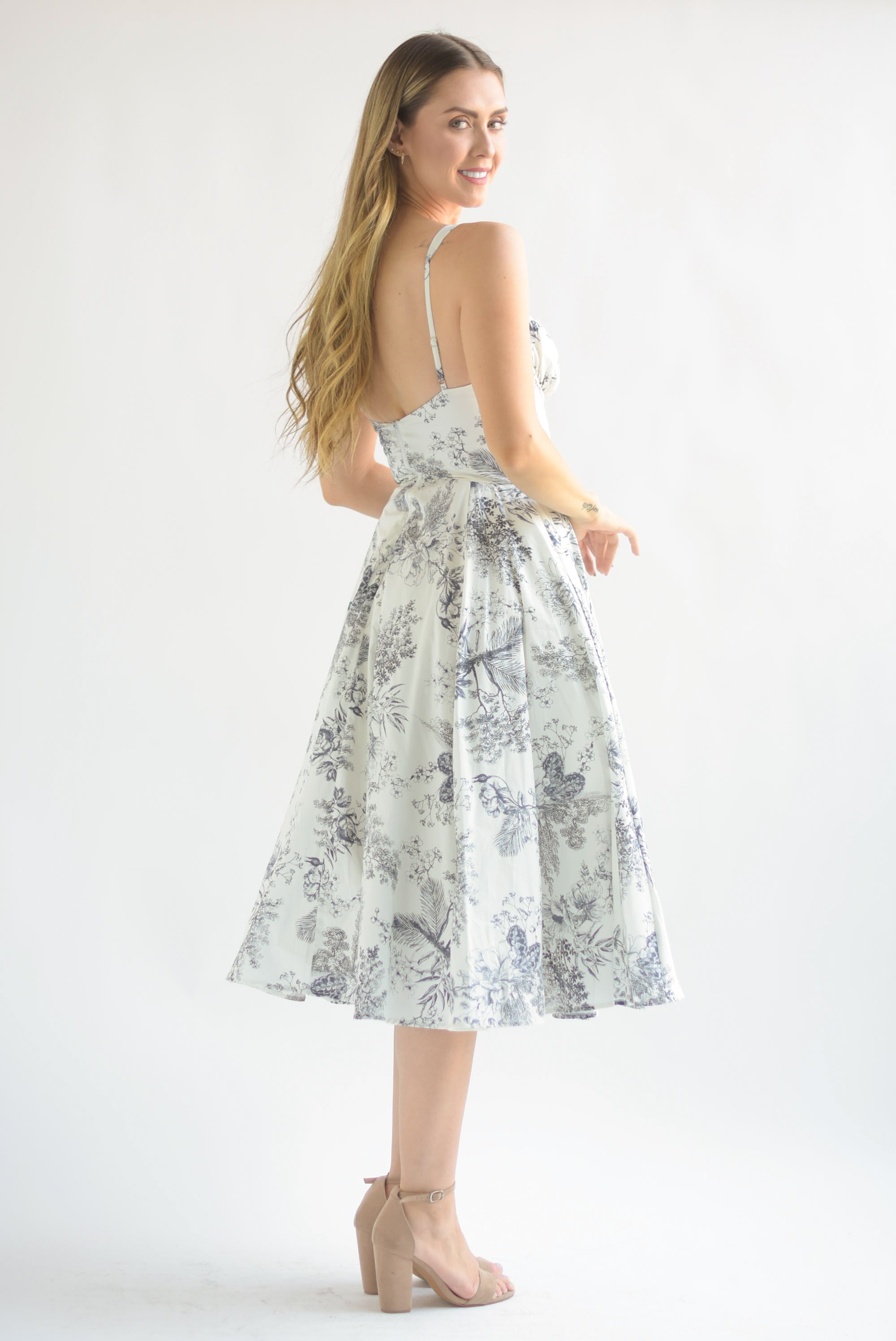 Vestido corset encaje Toilé