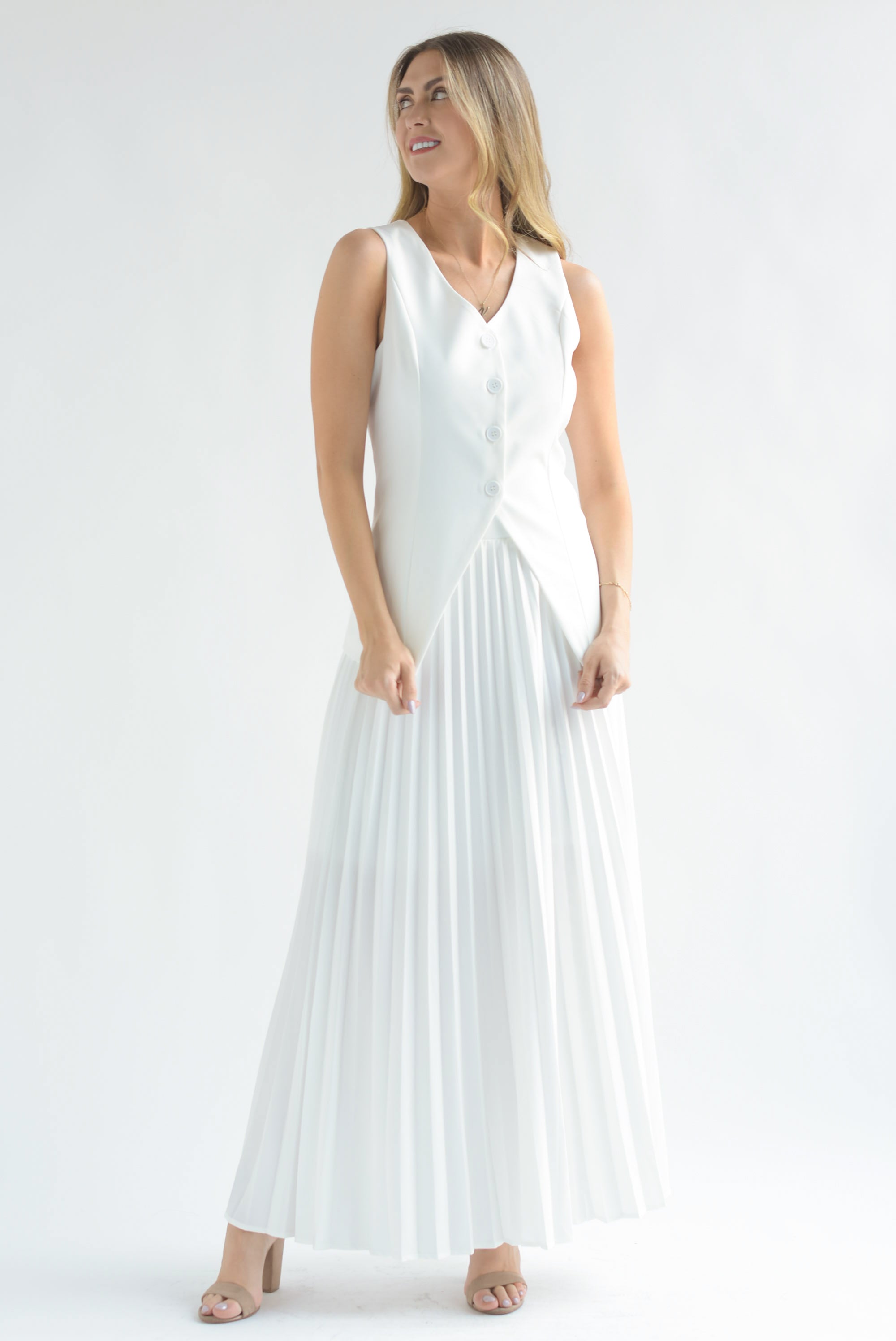 Set Falda plisada y Chaleco Blanco