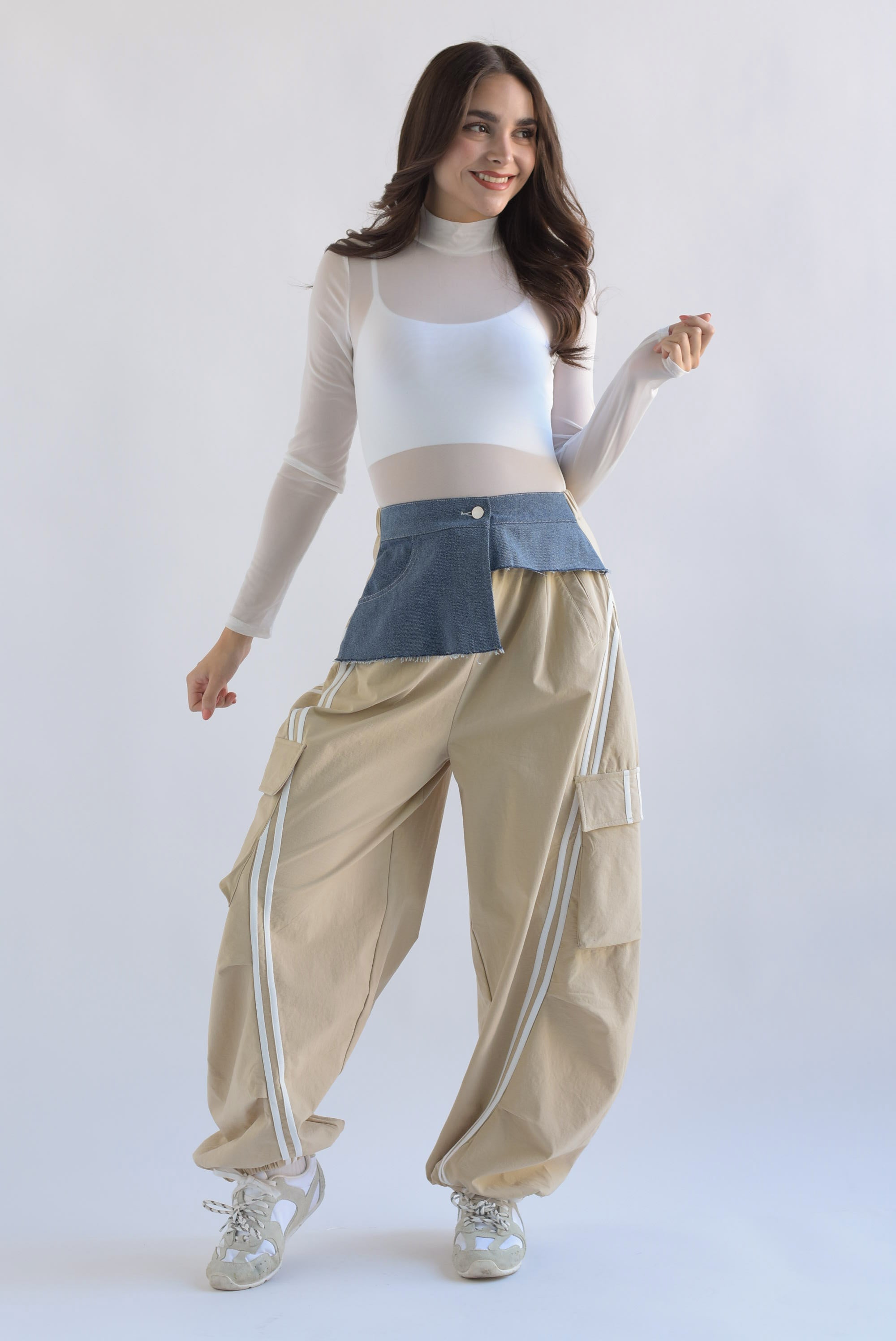 Pantalón globo track pretina denim Beige