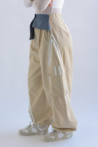 Fashion Styled Pantalón globo track pretina denim Beige