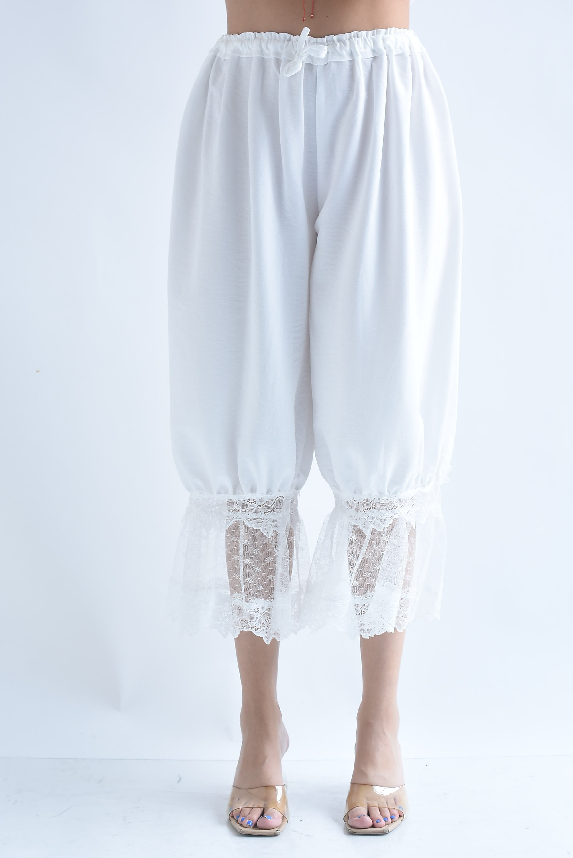 Pantalón globo capri olán encaje