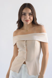 Fashion Styled Blusa peplum off-shoulders Beige