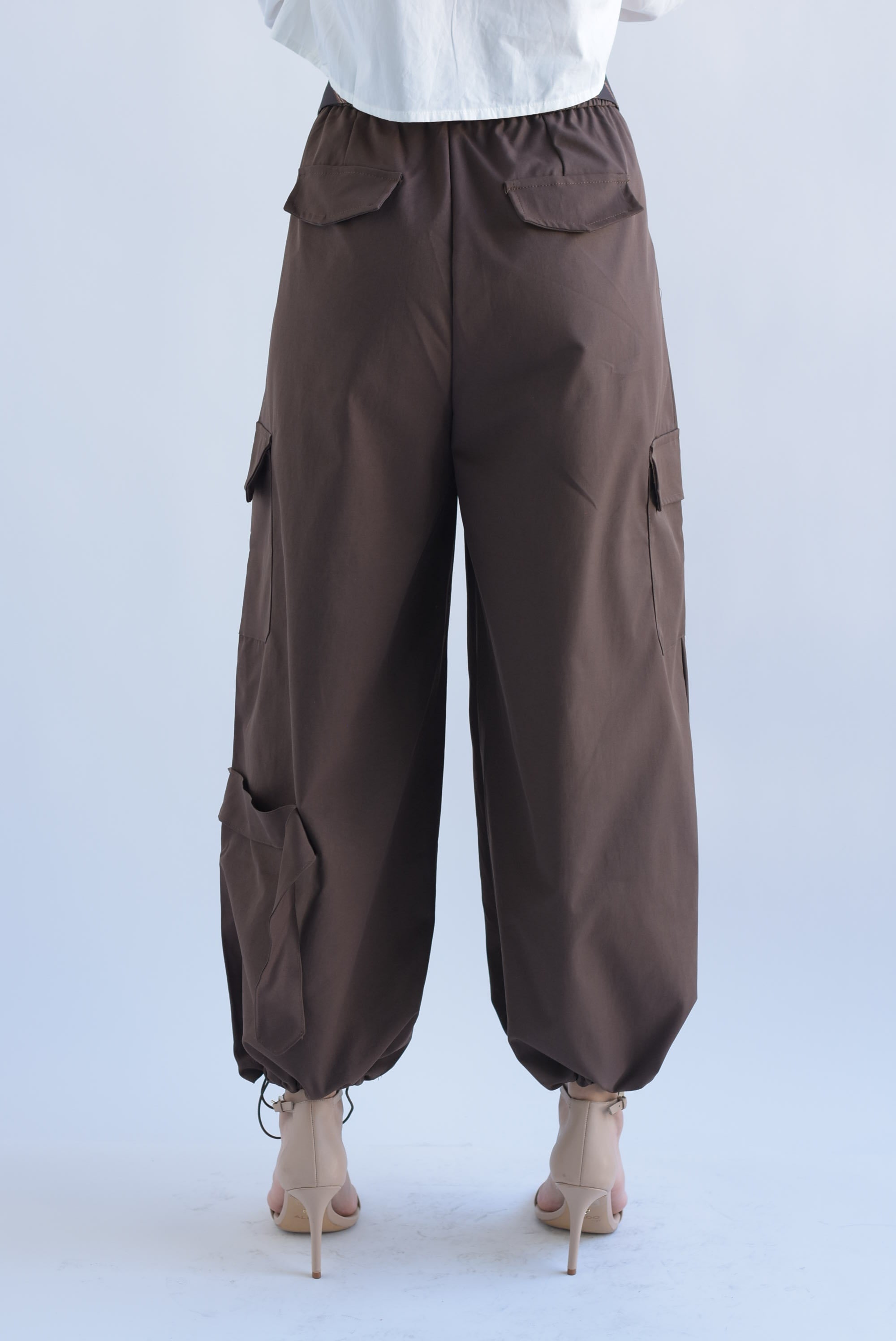 Pantalón pinzas wide corbata Espresso