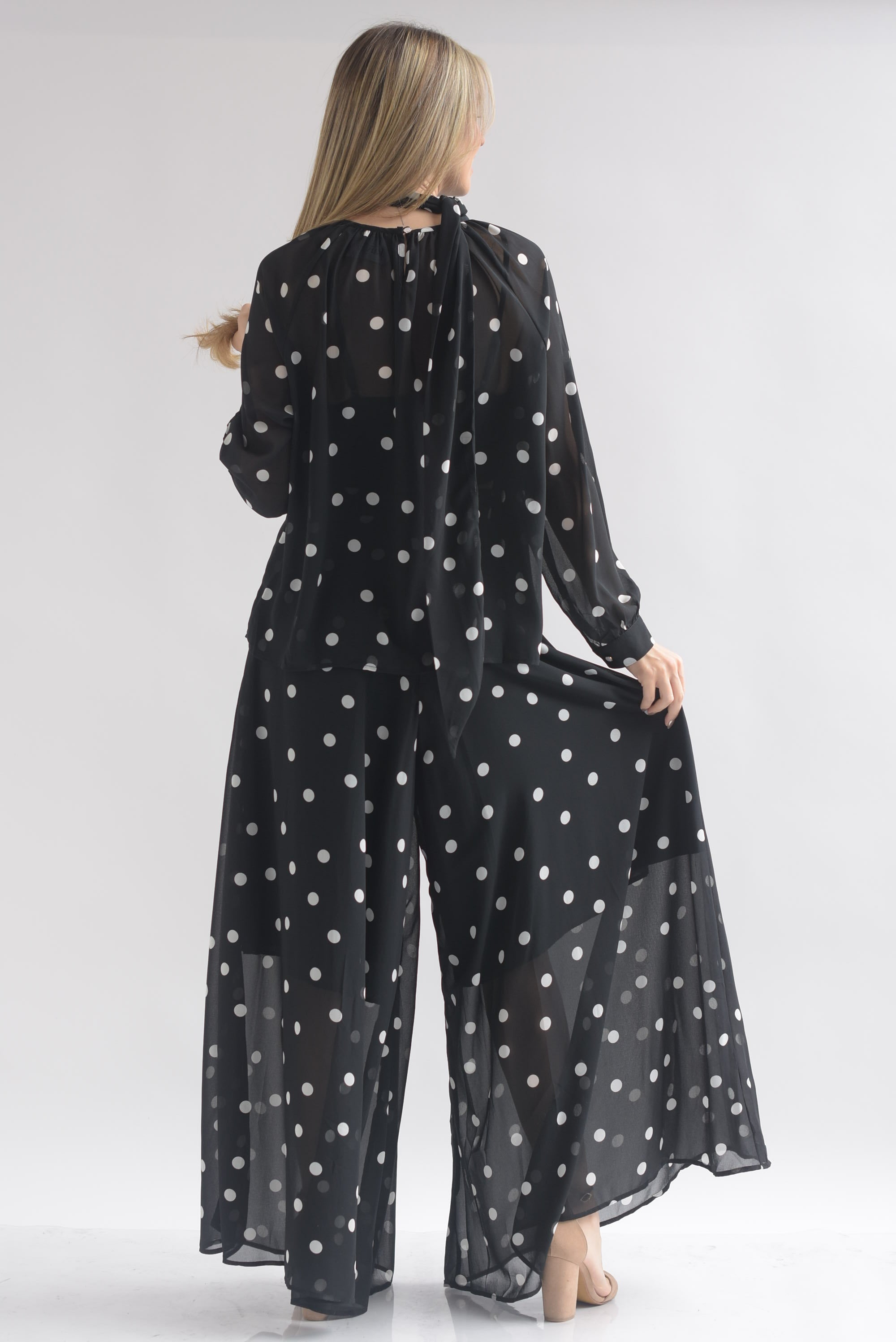 Set Pantalón super wide y Blusa gasa polka dots